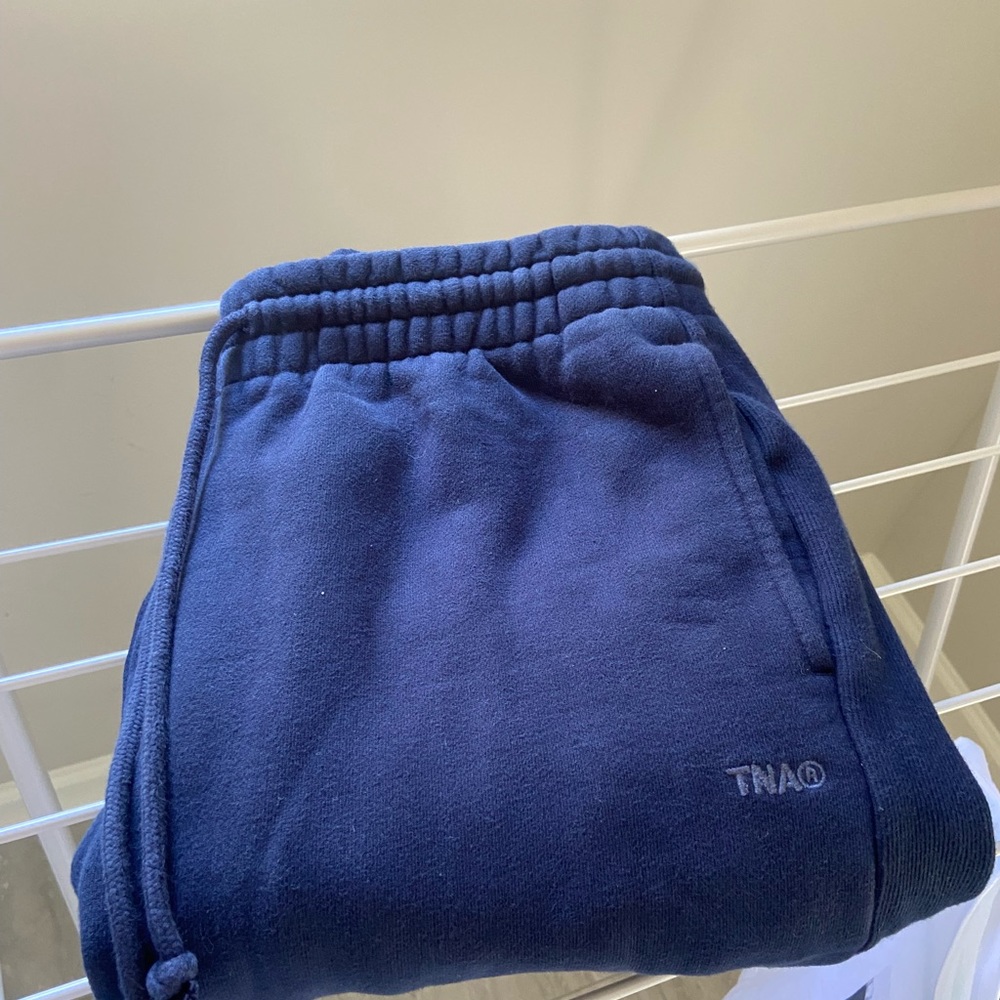 TNA cozy fleece boyfriend sweat pant
